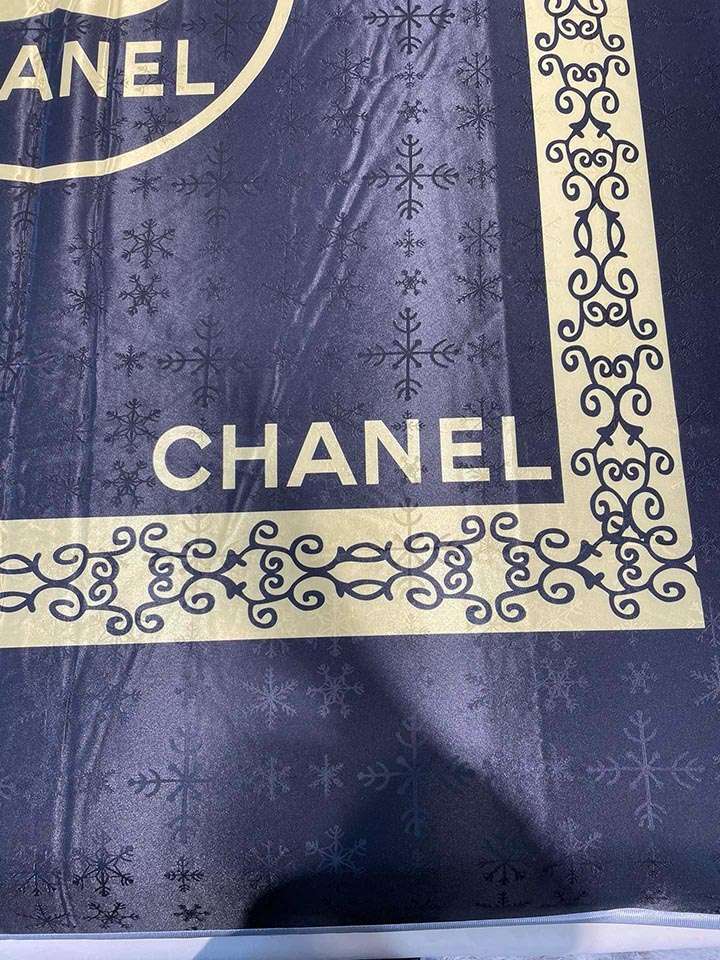 CHANEL ひんやり敷きパット